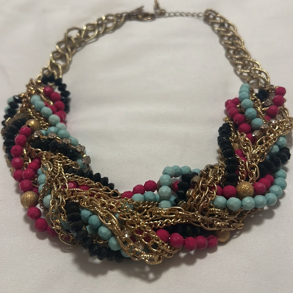 Statement Necklace - Picture 2 of 9